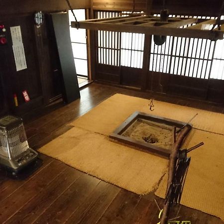 Hotel Gokayama Gassho No Sato Nanto Exterior foto