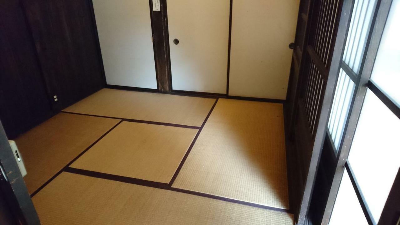 Hotel Gokayama Gassho No Sato Nanto Exterior foto